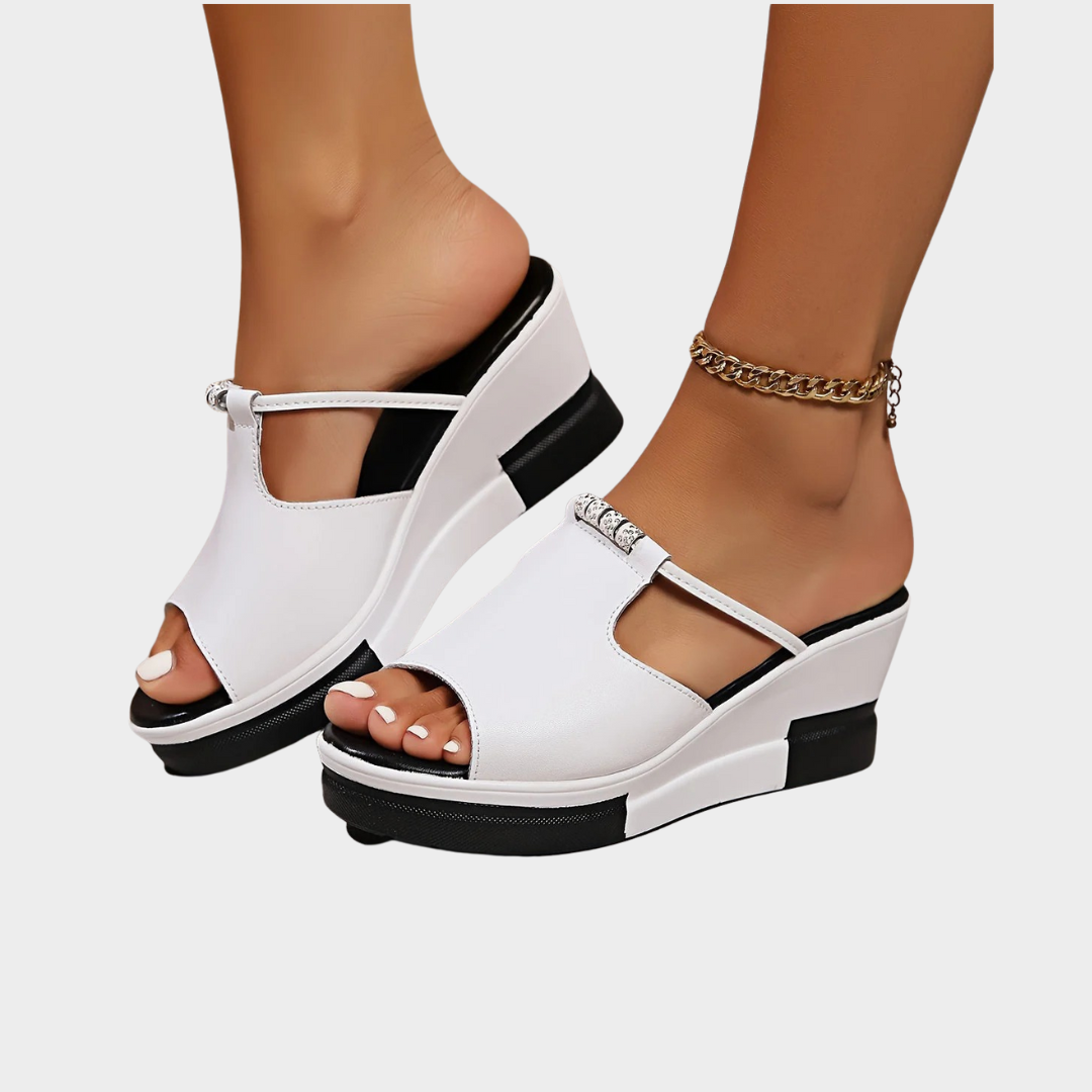 CLAUDIA | ORTHOPEDIC WEDGE SANDALS
