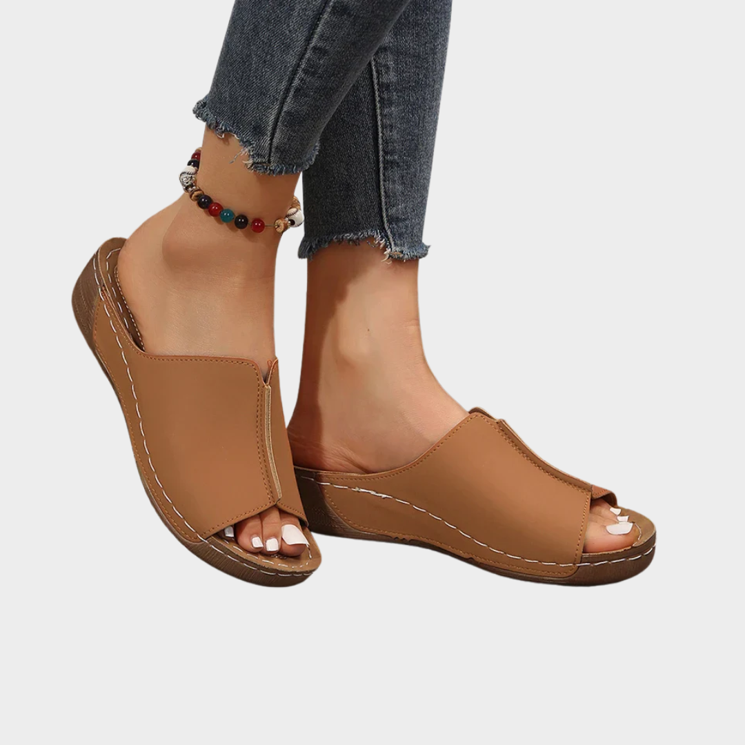 NOVA | CASUAL ORTHOPEDIC OPEN-TOE SANDALS