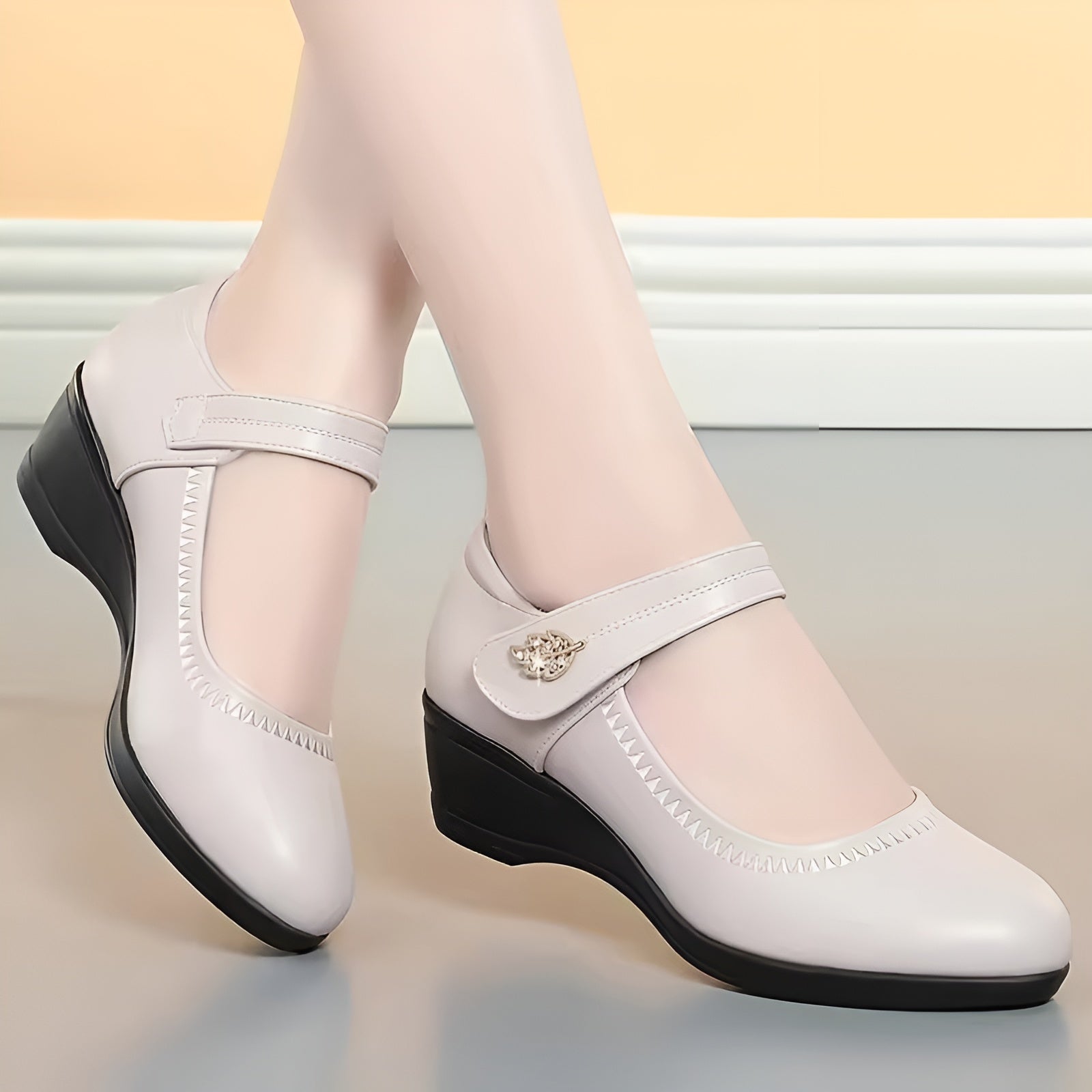 Evelise | Classic Comfort Wedge Shoes