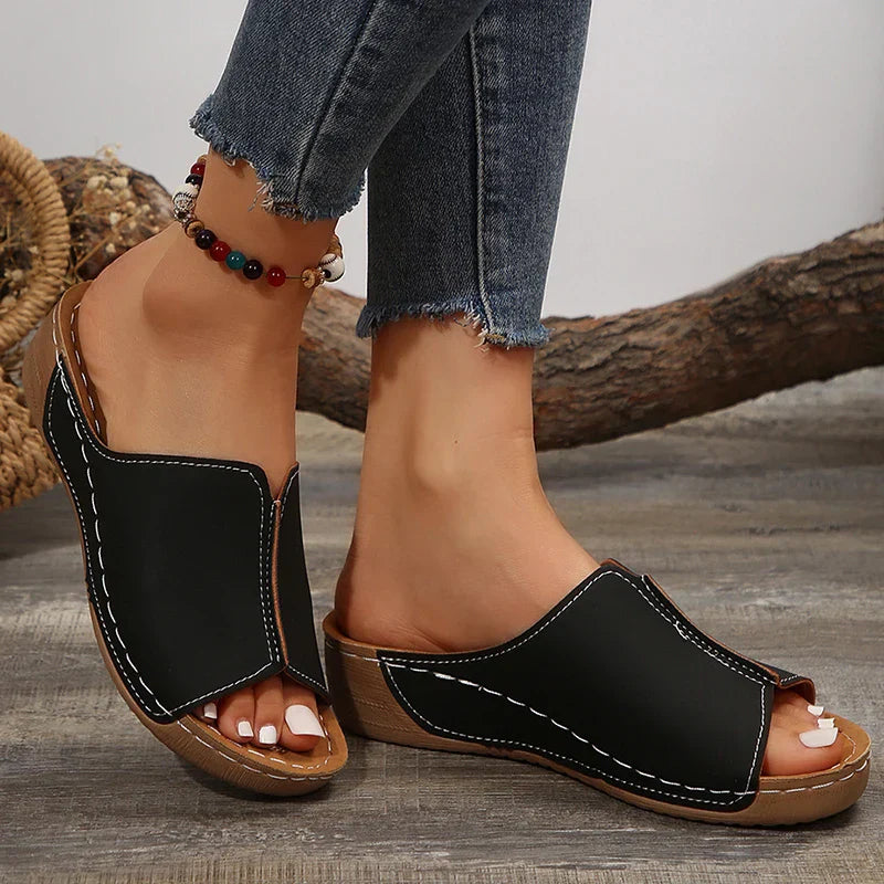 NOVA | CASUAL ORTHOPEDIC OPEN-TOE SANDALS