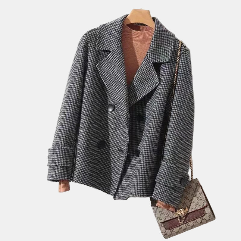 Amina | Elegant Wool-Inspired Coat