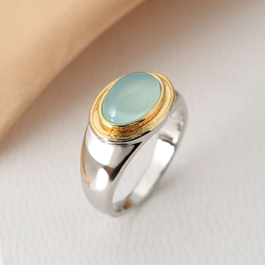 LEONA | LUXURIOUS MOONSTONE RING
