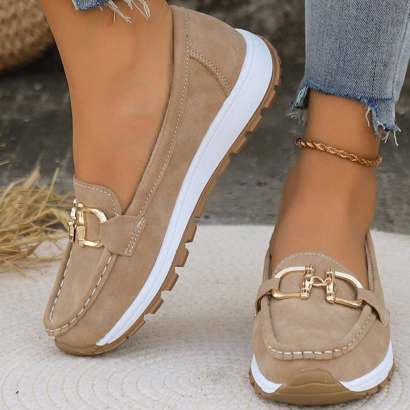 Elly - Chic Buckle Loafers