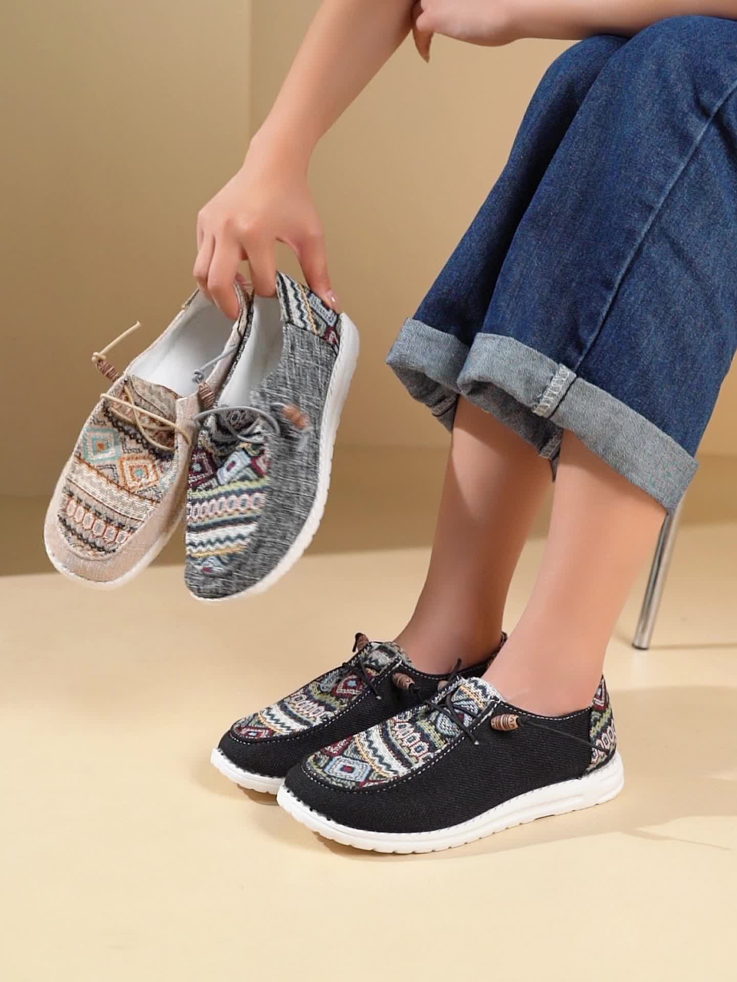 Women’s Vintage Geometric Shoes