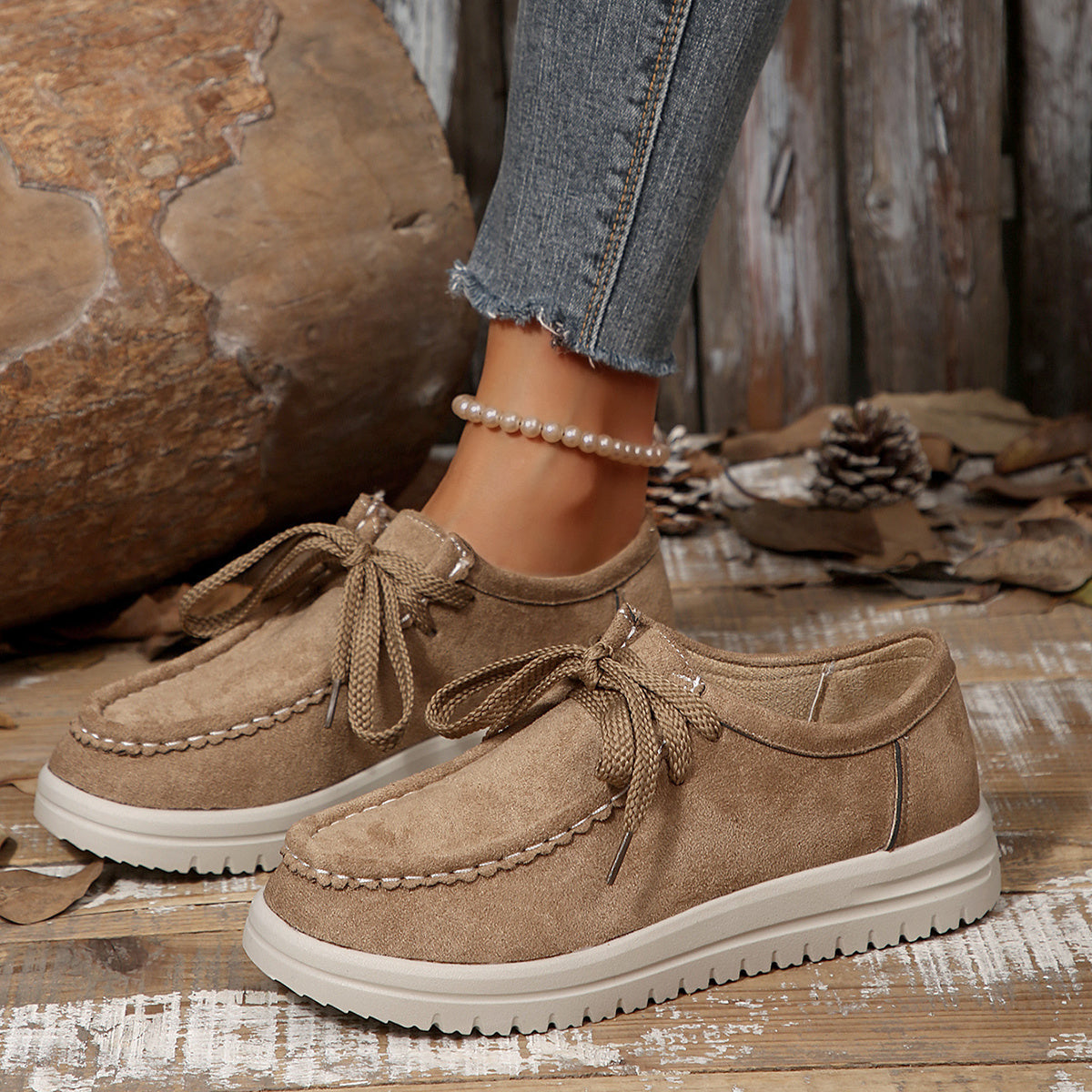 Women's Vintage Lace-Up Moccasin Shoes